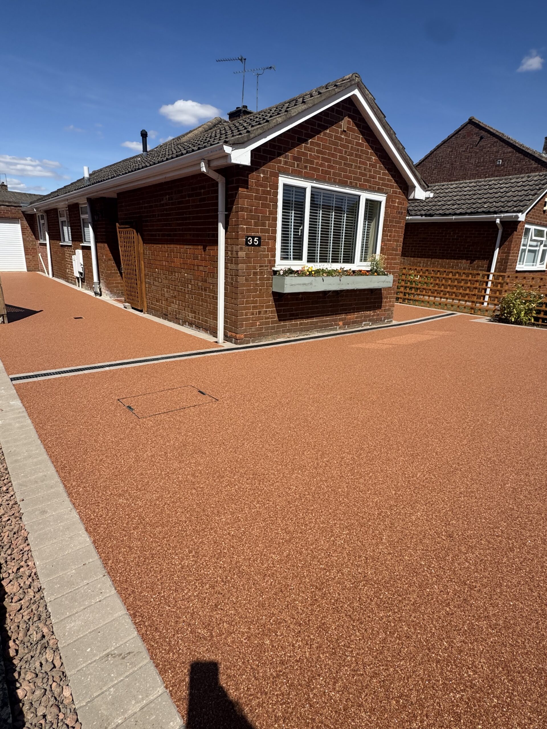 Resin driveway prestbury